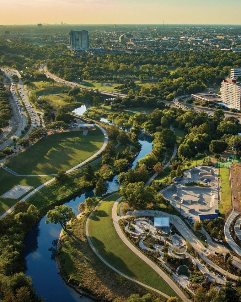 Aerial shot of Bayou Park in Houston