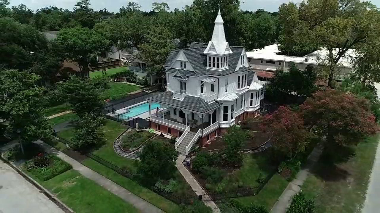 The Heights | Hippest Neighborhoods