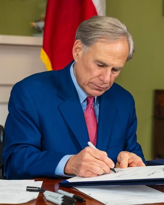 Greg Abbott Vetoes Texas THC Ban, Calls for Clear Rules