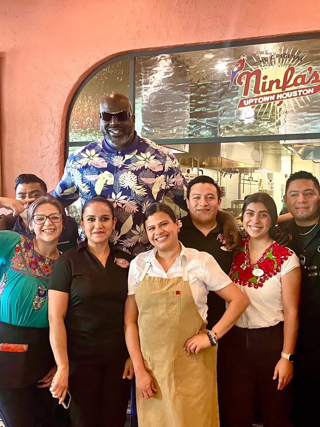 Shaq Surprises Houston Restaurant with $1,000 Tip After Taco Prank