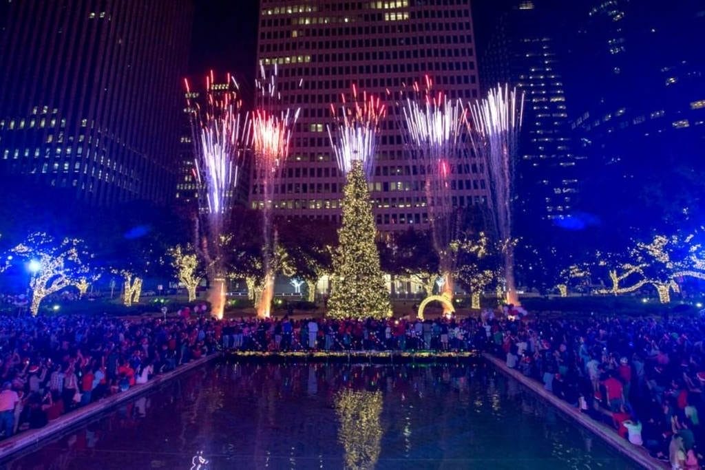 City Hall-iday Headquarters at Hermann Square