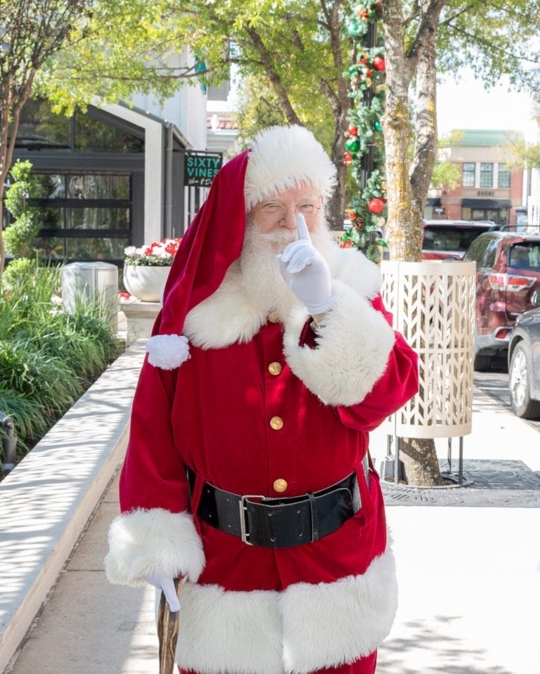 take photos with Santa in Houston