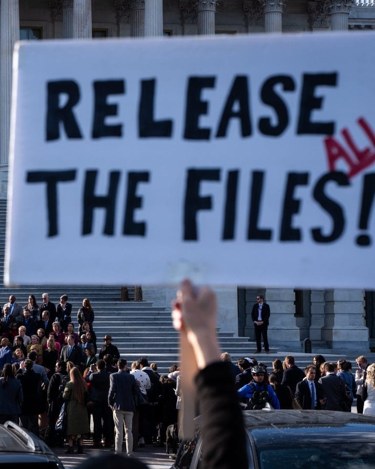 House session for Epstein Files release vote