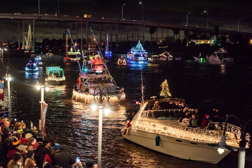 Annual Christmas Boat Lane Parade – Clear Lake & Kemah