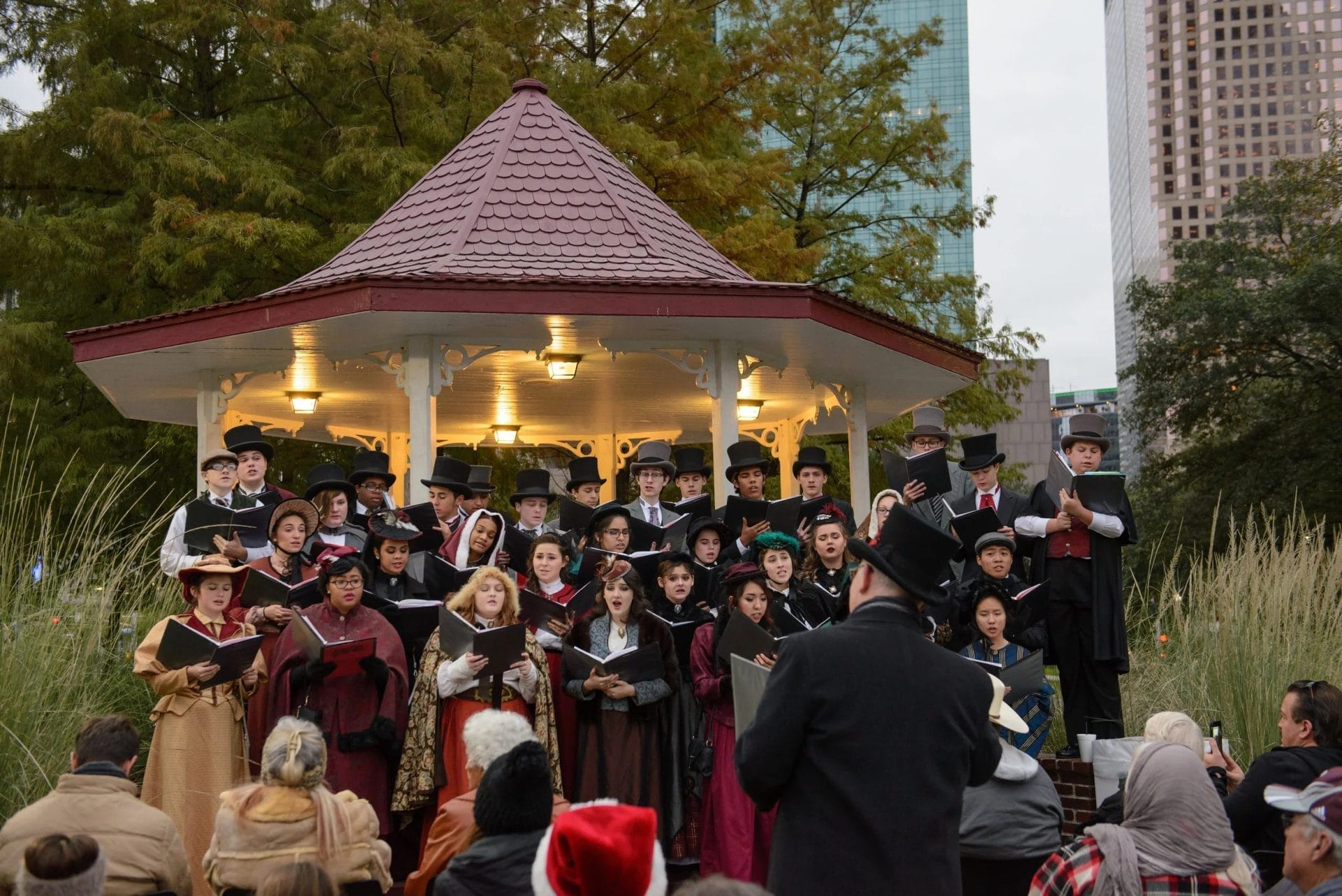 Annual Candlelight Tour in the Park