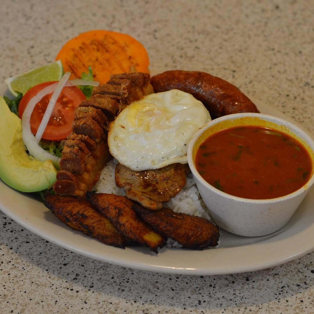 Mi Recuerdo Colombian & Mexican Restaurant